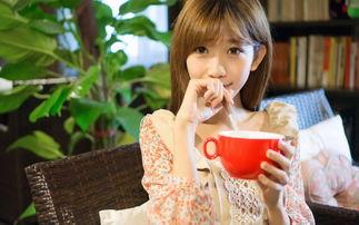 银行吃瓜女,揭秘金融界的“神秘果”