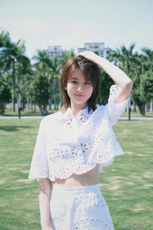 吃瓜学妹卖号,揭秘网络红人的崛起与陨落