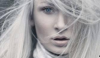 白色头发男吃瓜,揭秘娱乐圈幕后风云